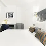 Livinparis - Luxury 3 Bedrooms Le Marais I דירה *