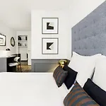 Livinparis - Luxury 3 Bedrooms Le Marais I * פריז