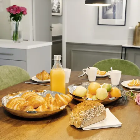 Livinparis - Luxury 3 Bedrooms Le Marais I *
